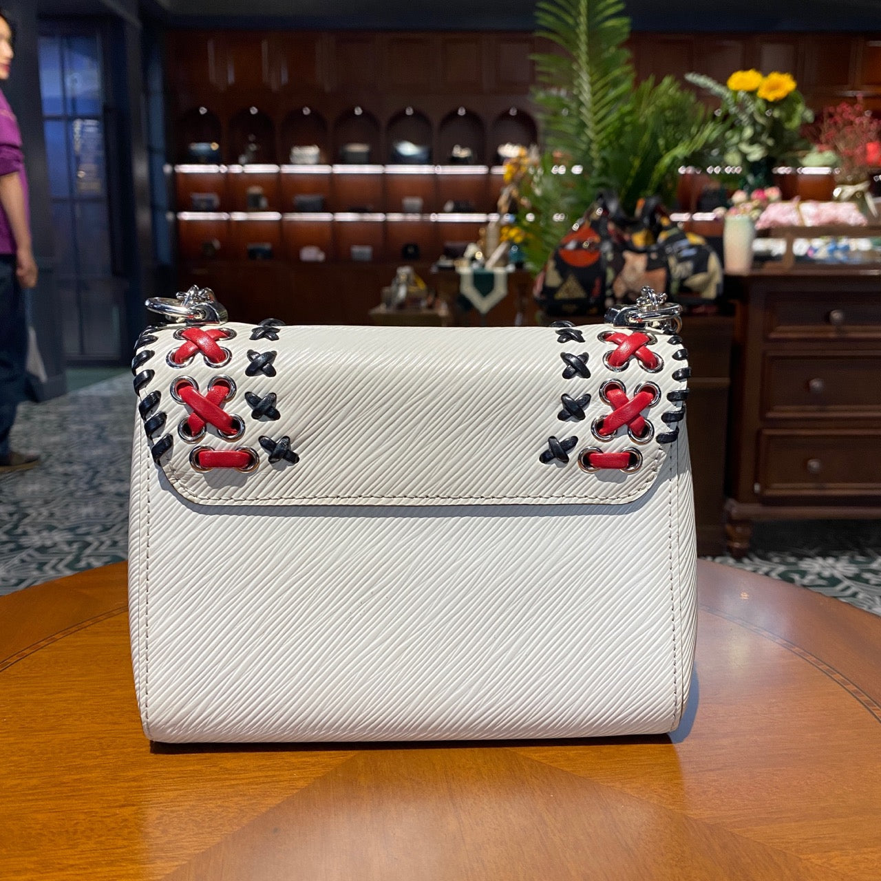 Louis Vuitton - Twist - Leather - White - (small)