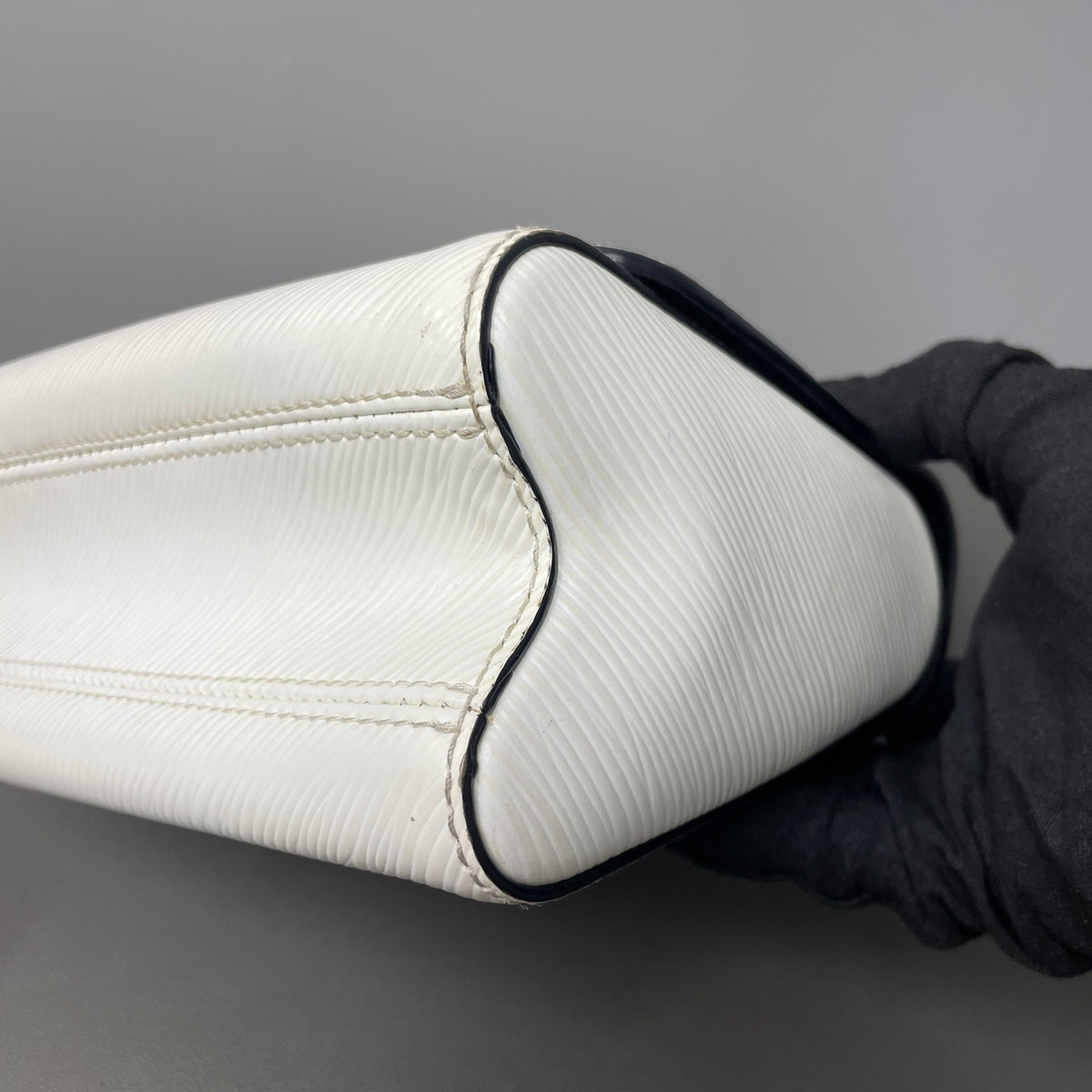 Louis Vuitton - Twist - Leather - White - (small)