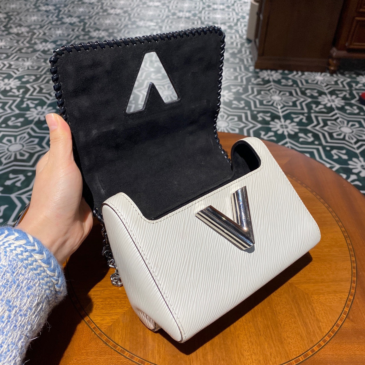 Louis Vuitton - Twist - Leather - White - (small)