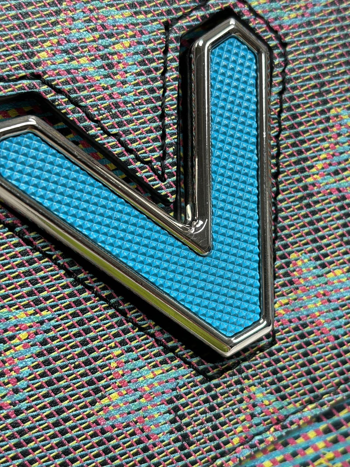 Louis Vuitton - Twist Medium - Cloth - Multicolour - (Medium)