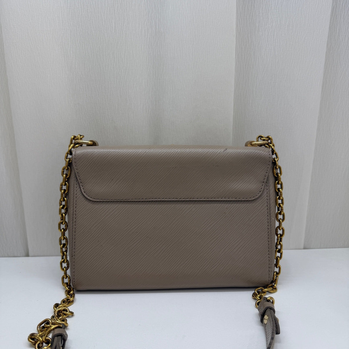 Louis Vuitton - Twist Medium - Leather - Beige - (Medium)