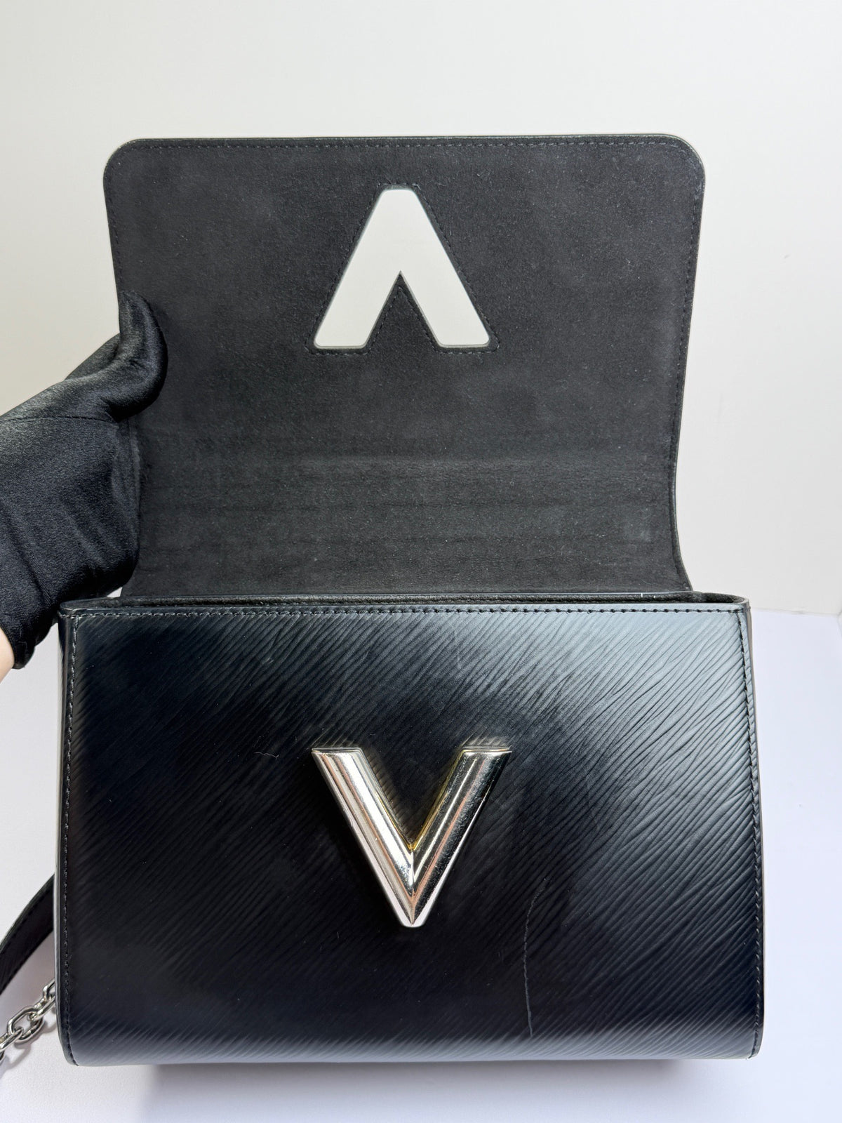 Louis Vuitton - Twist Medium - Leather - Black - (medium)