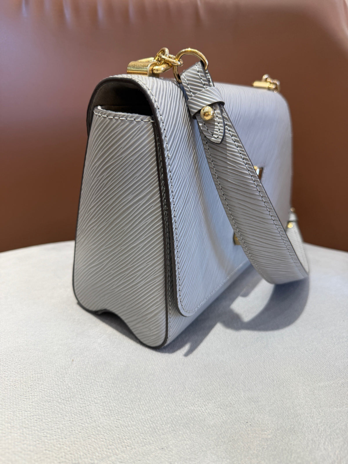 Louis Vuitton - Twist Medium - Leather - Blue - (medium)