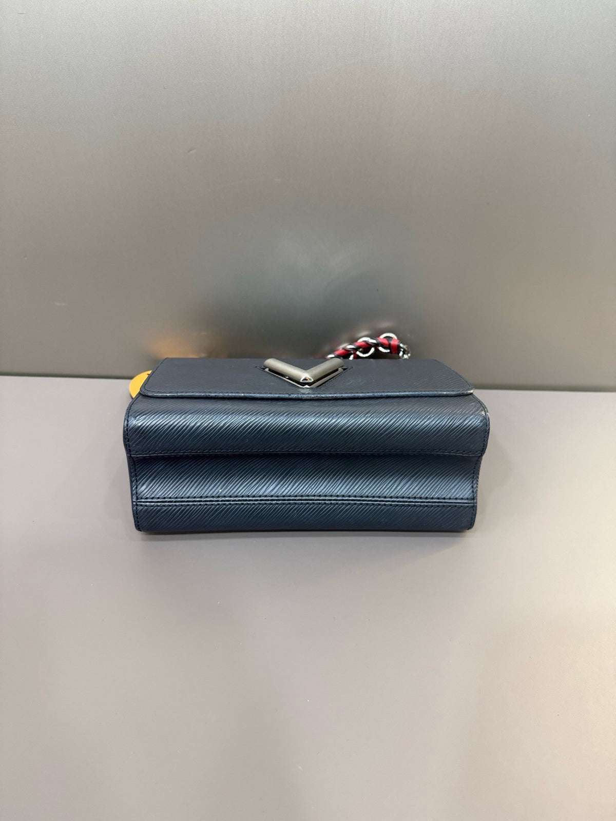 Louis Vuitton - Twist Medium - Leather - Blue - (Medium)