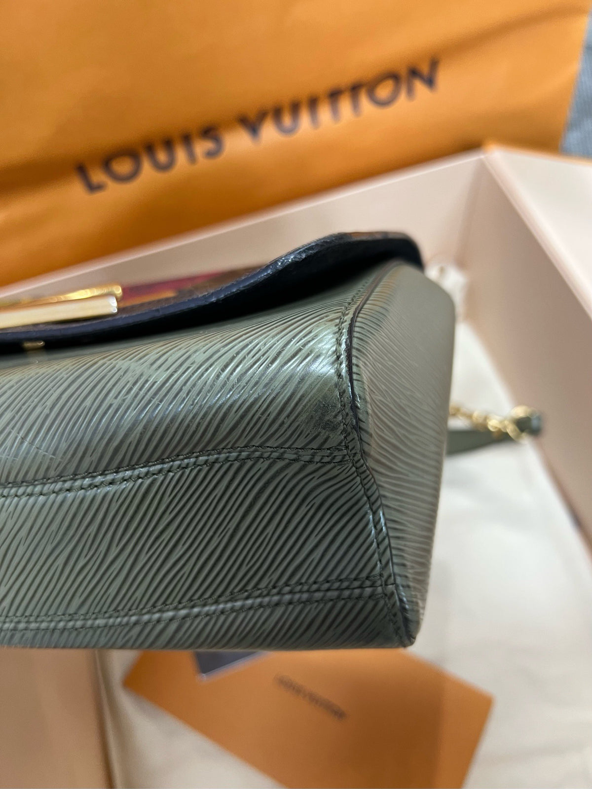 Louis Vuitton - Twist Medium - Leather - Blue - (medium)