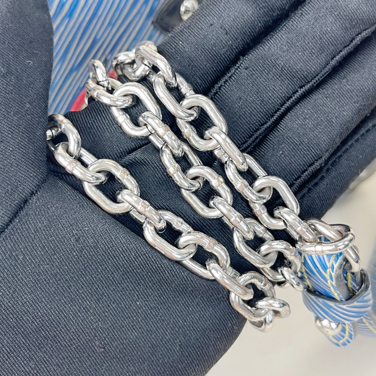 Louis Vuitton - Twist Medium - Leather - Blue - (medium)