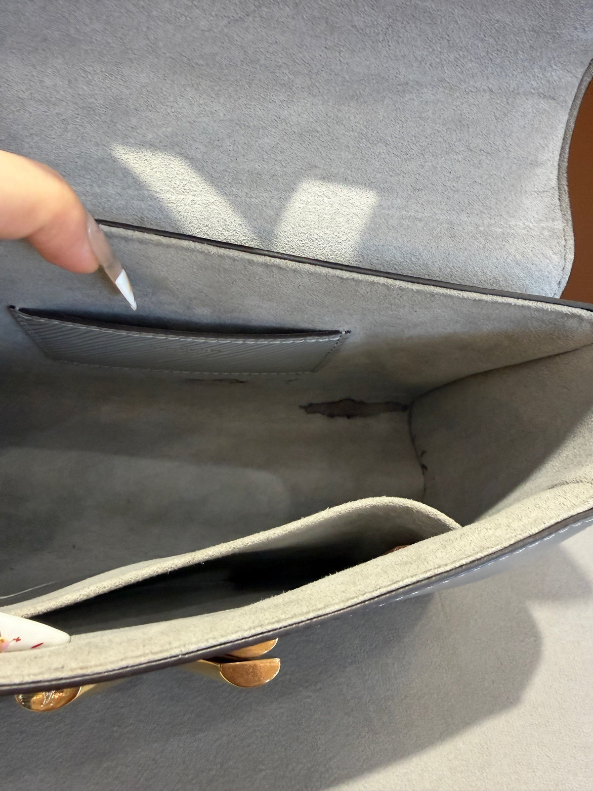 Louis Vuitton - Twist Medium - Leather - Blue - (medium)