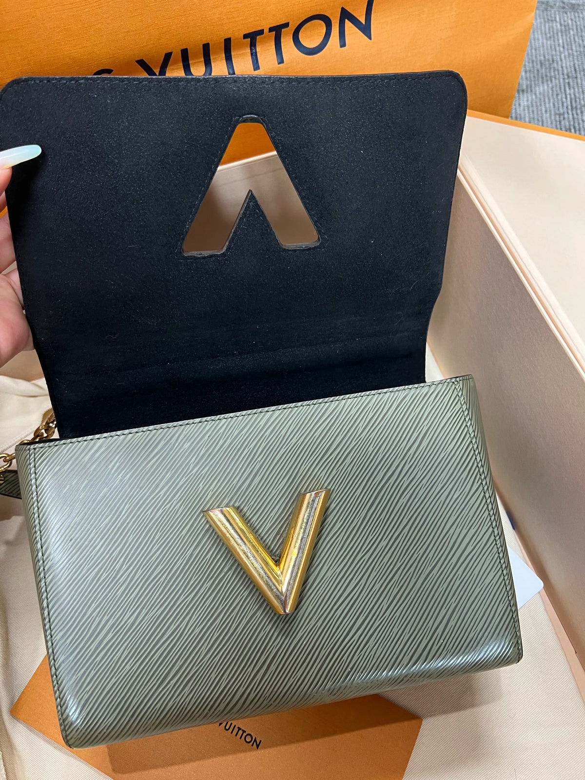 Louis Vuitton - Twist Medium - Leather - Blue - (medium)