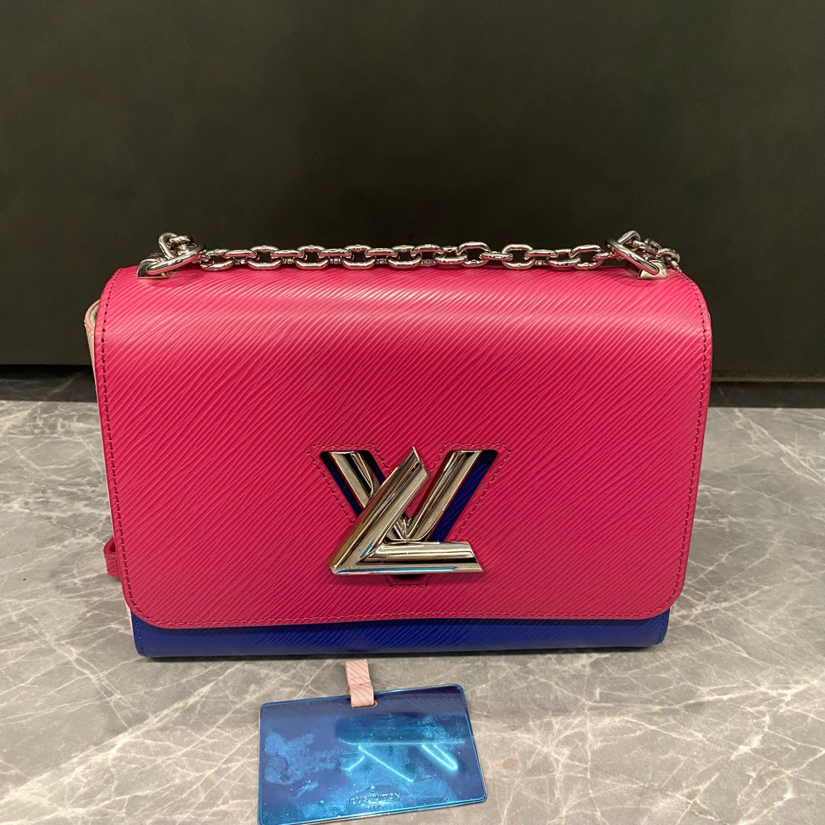 Louis Vuitton - Twist Medium - Leather - Multicolour - (medium)