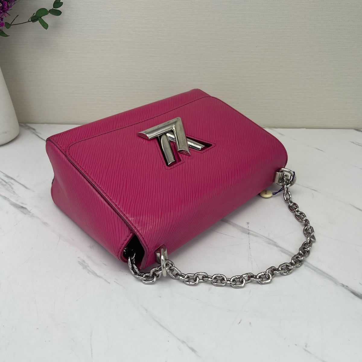 Louis Vuitton - Twist Medium - Leather - Pink - (medium)