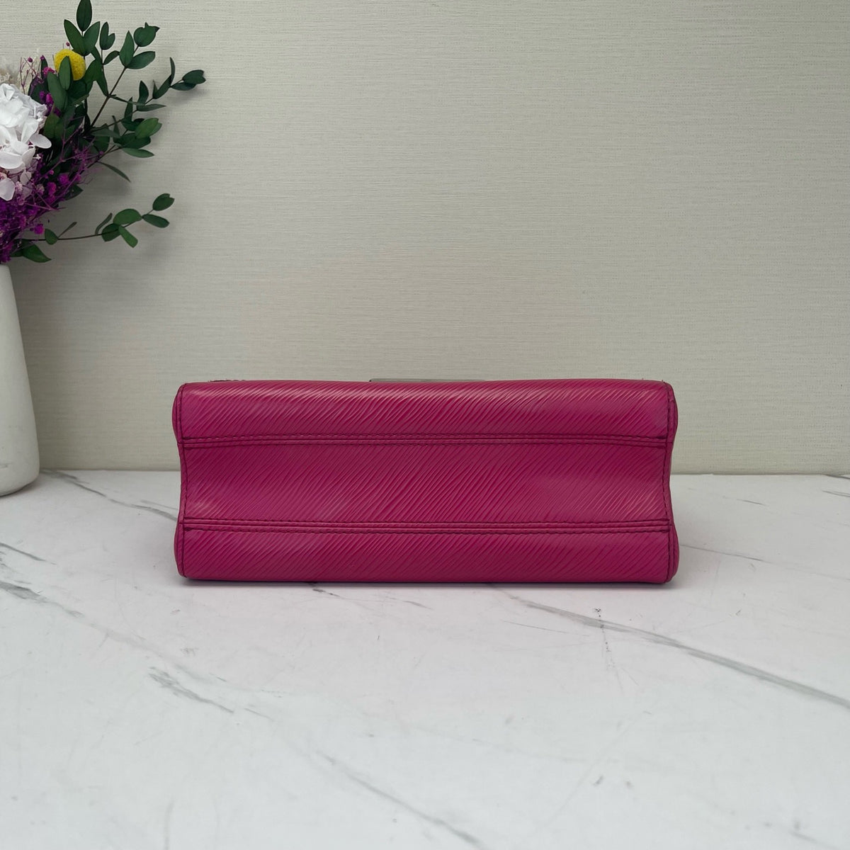 Louis Vuitton - Twist Medium - Leather - Pink - (medium)