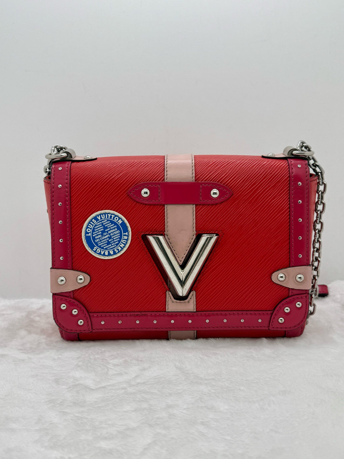 Louis Vuitton - Twist Medium - Leather - Red - (medium)