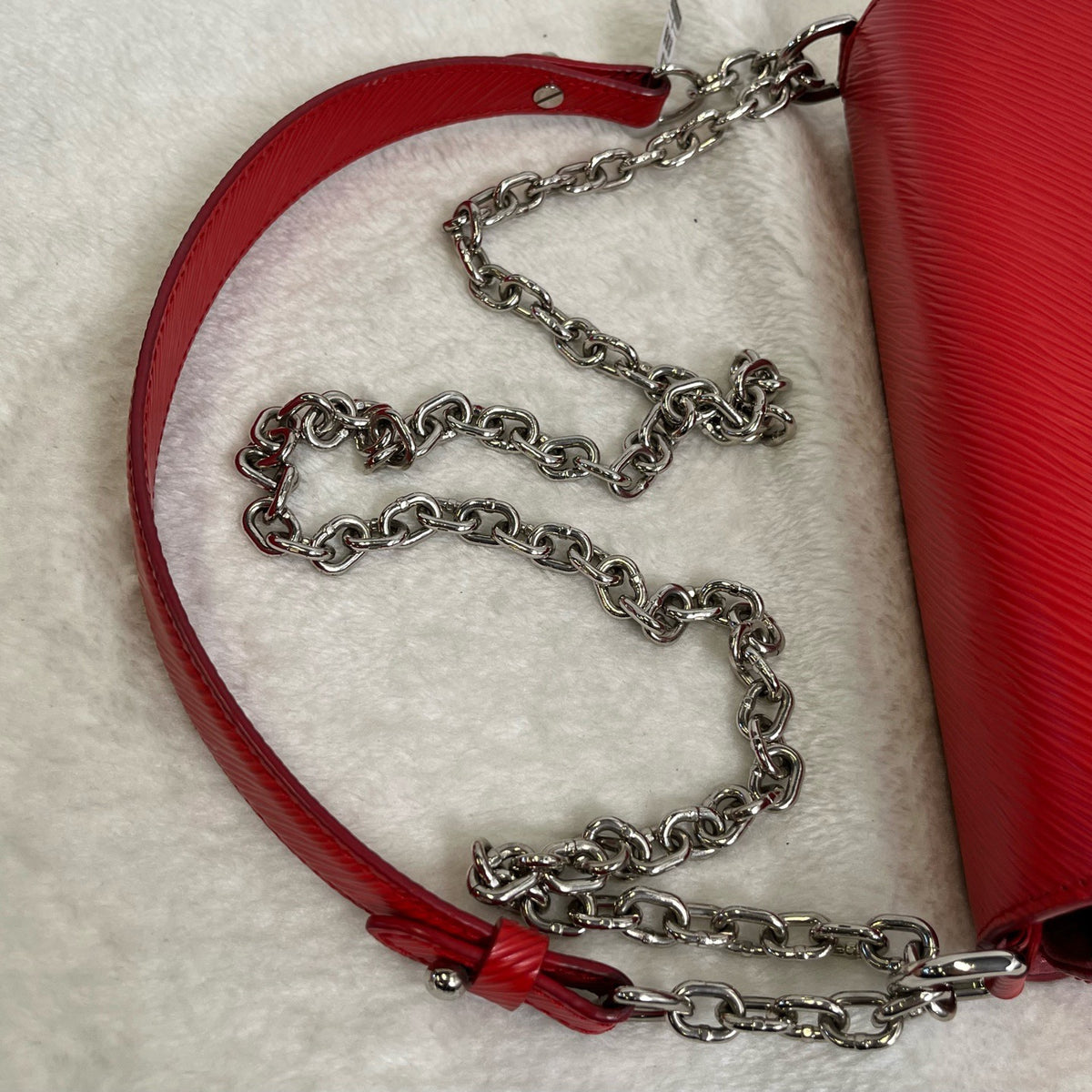 Louis Vuitton - Twist Medium - Leather - Red - (medium)