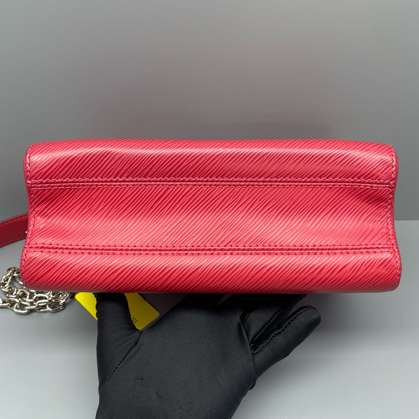 Louis Vuitton - Twist MM - Epi leather - Red - (medium)