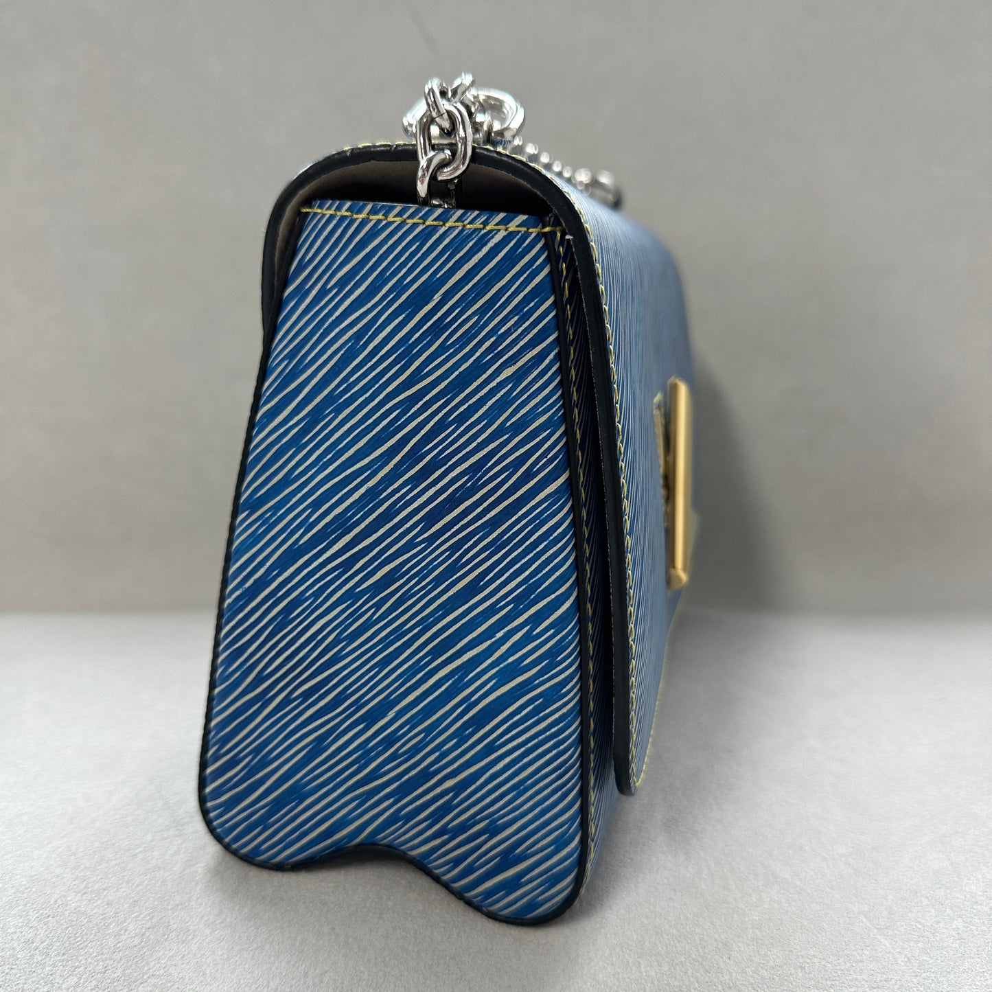 Louis Vuitton - Twist MM - Leather - Blue - (medium)