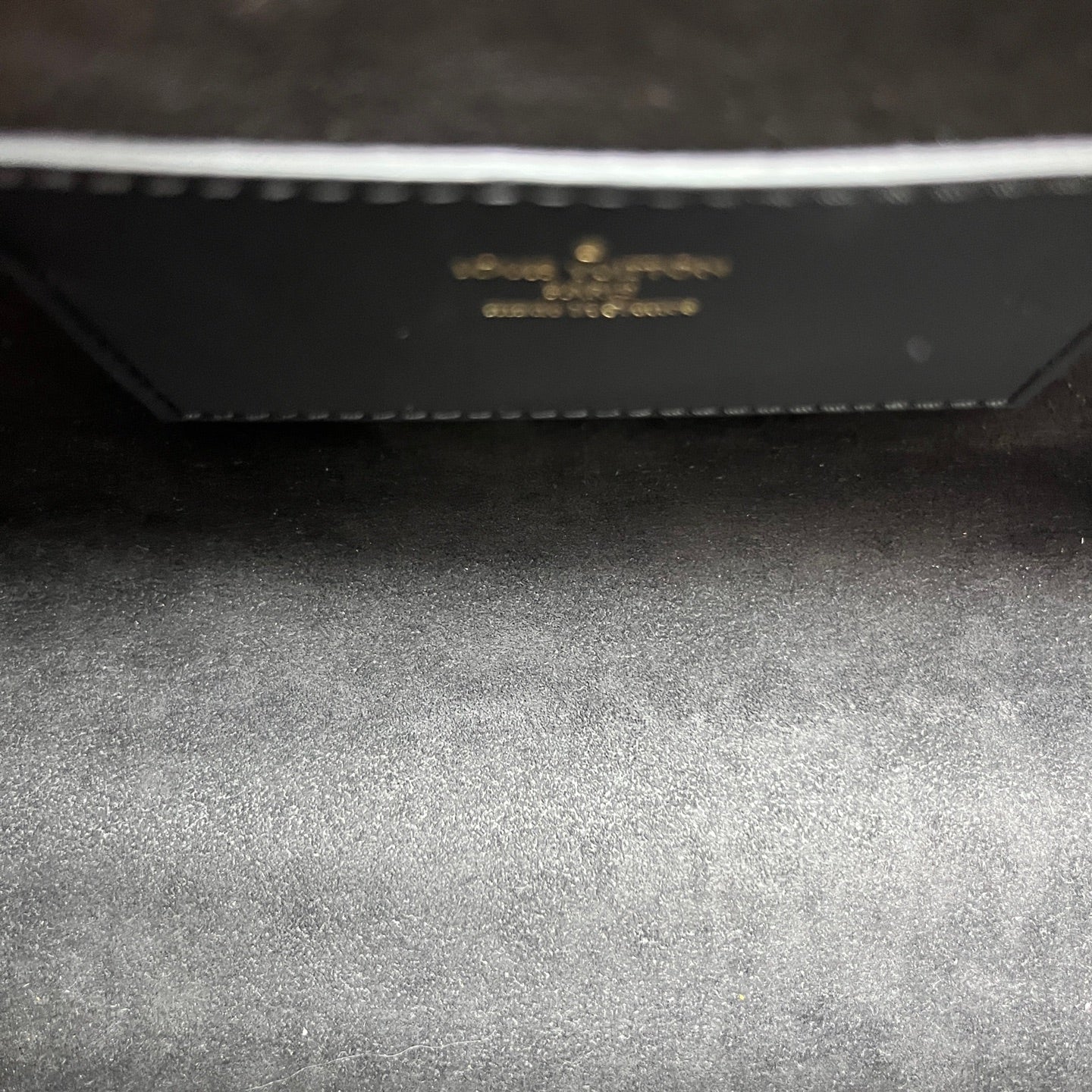 Louis Vuitton - Twist - Monogram coated canvas and smooth leather - Brown, Red, Black, Gold-tone Hardware - (Medium)