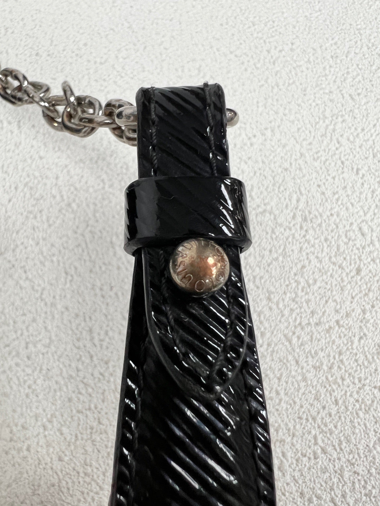 Louis Vuitton - Twist - Patent leather - Black - (mini)