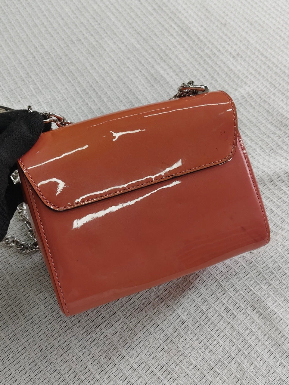 Louis Vuitton - Twist - Patent leather - Pink - (small)