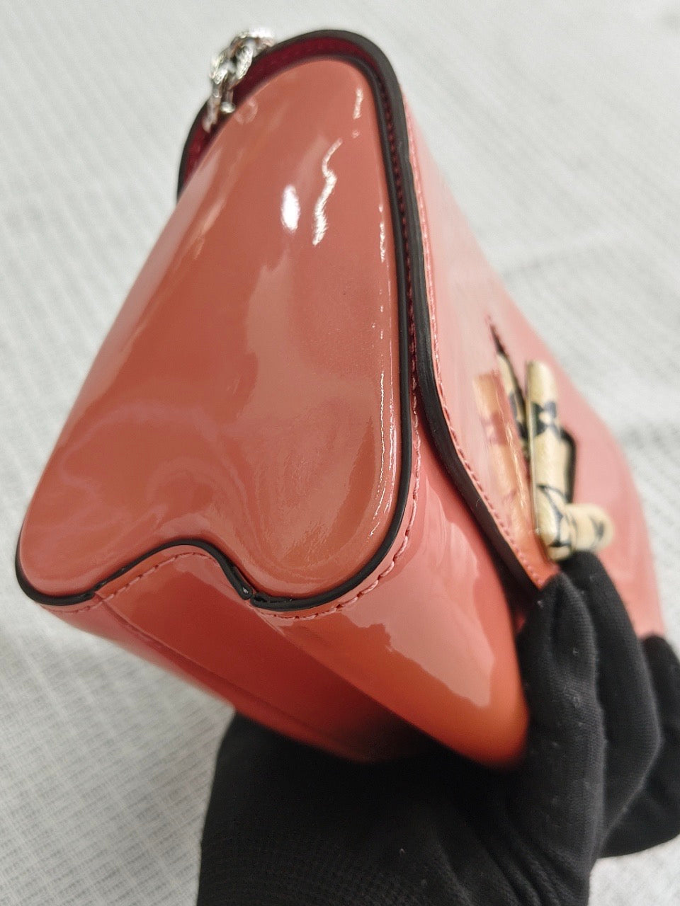 Louis Vuitton - Twist - Patent leather - Pink - (small)