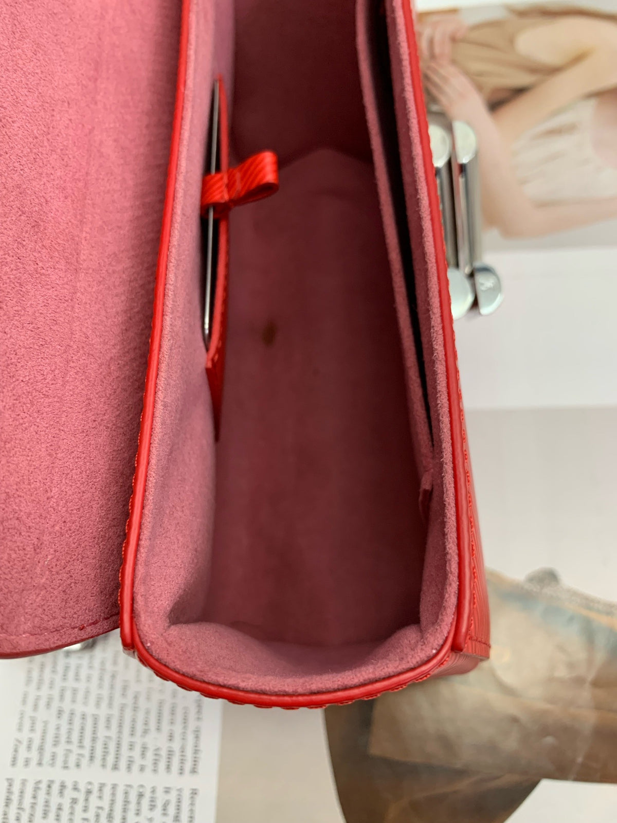 Louis Vuitton - Twist PM - Leather - Red - (Small)
