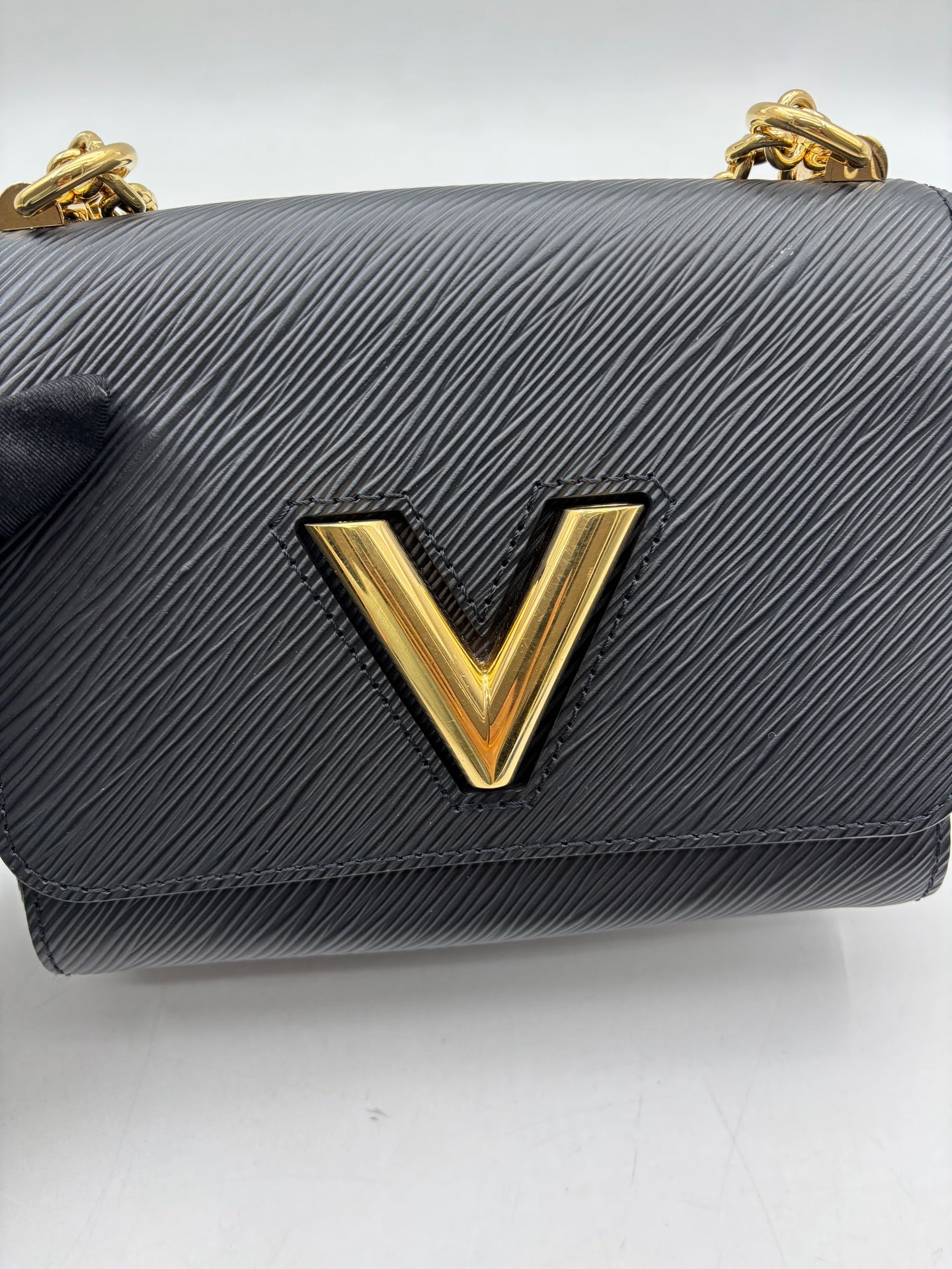 Louis Vuitton - Twist Small Chain Bag - Epi leather - Black - (small)