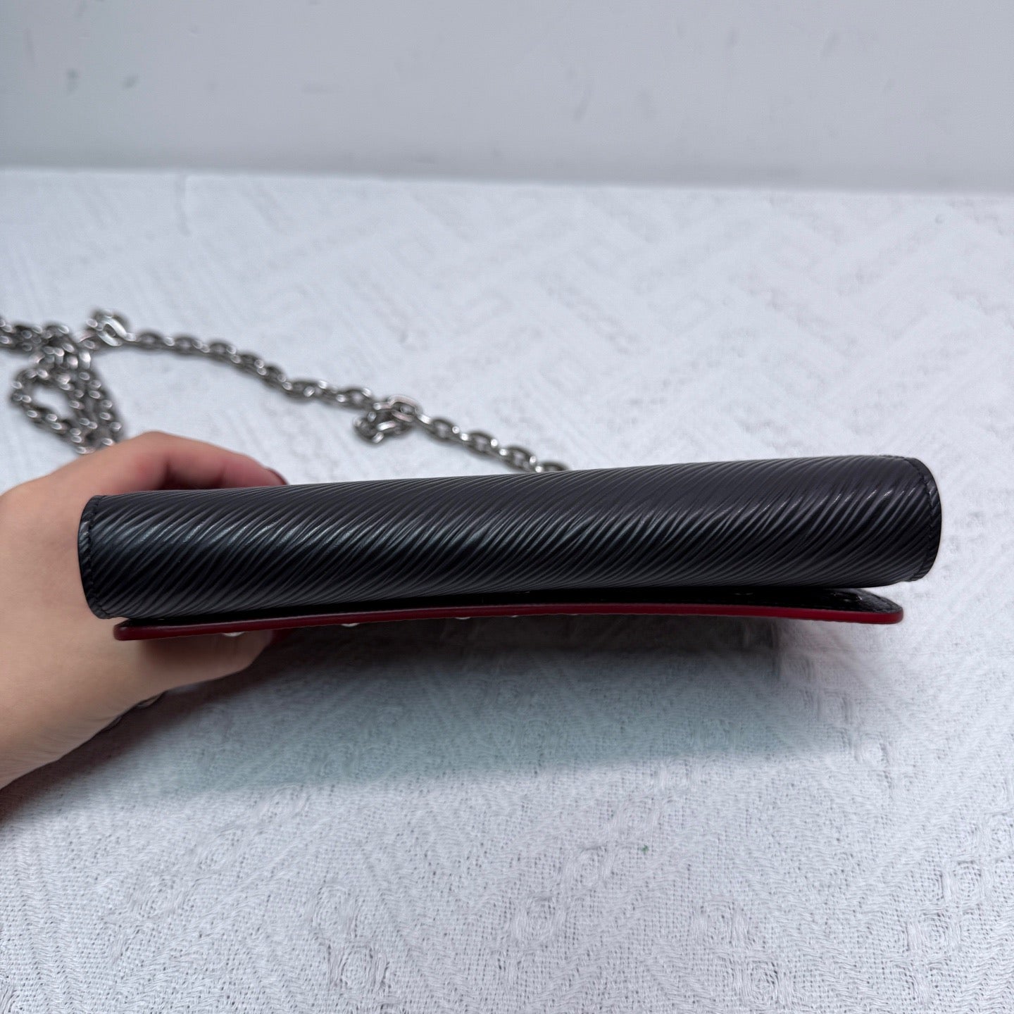Louis Vuitton - Twist Small Chain Bag - Epi leather - Black with Rose Red trim and Silver hardware - (mini)