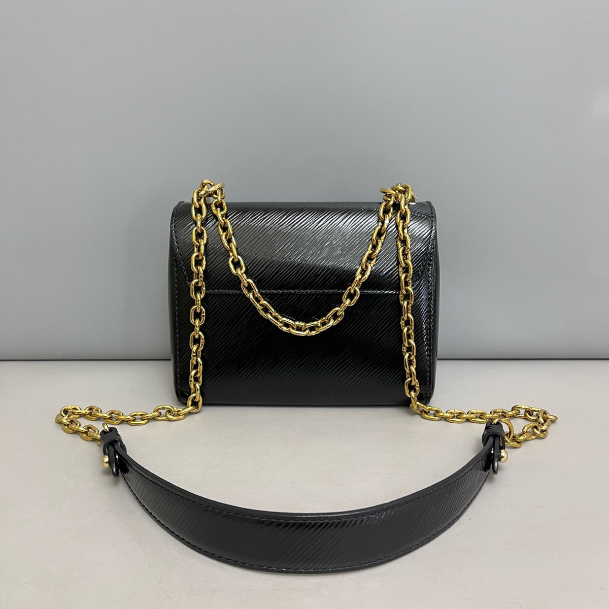 Louis Vuitton - Twist Small - Leather - Black - (small)