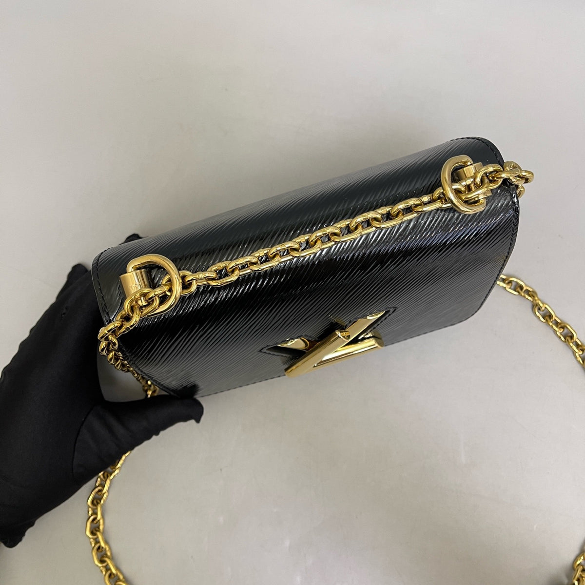 Louis Vuitton - Twist Small - Leather - Black - (small)