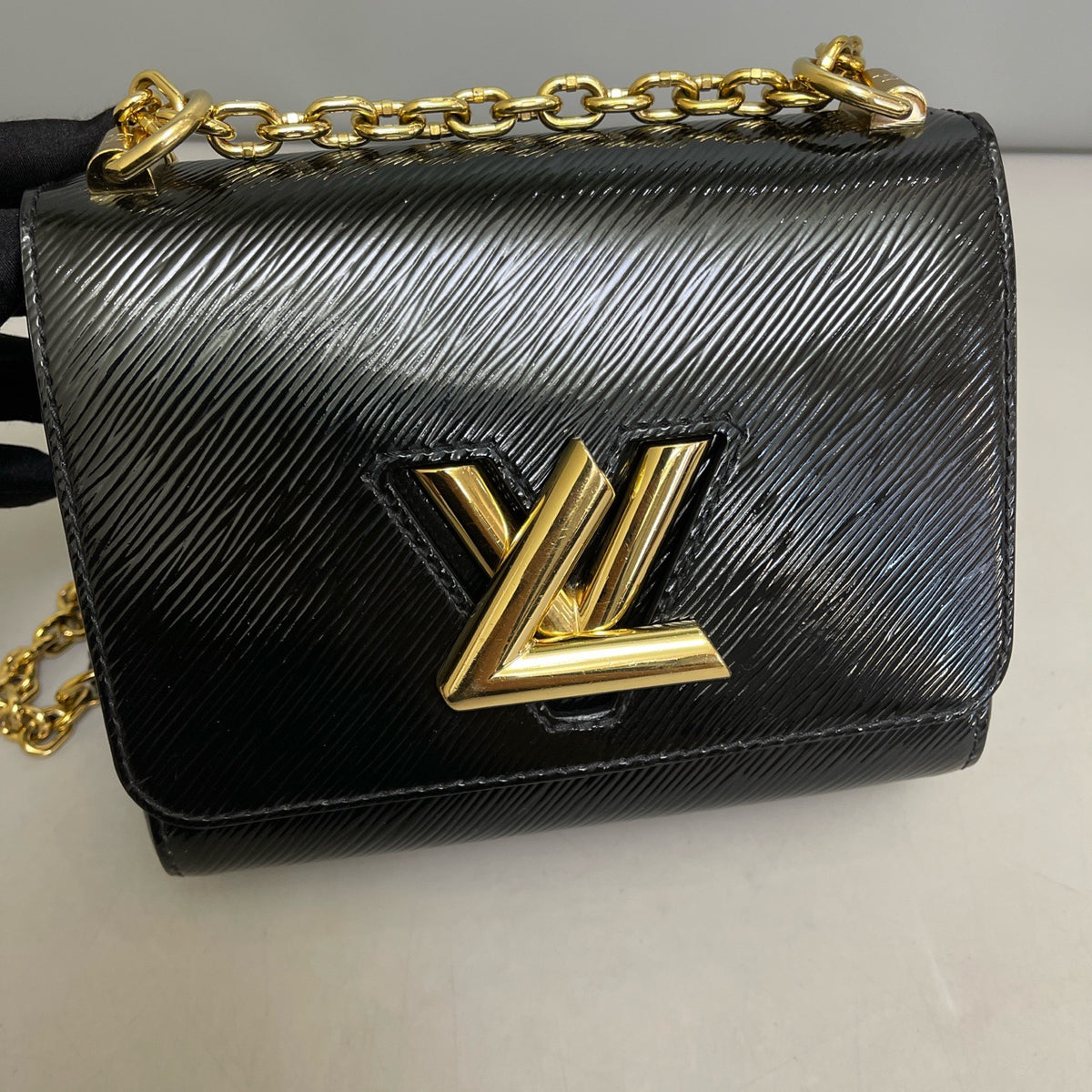 Louis Vuitton - Twist Small - Leather - Black - (small)