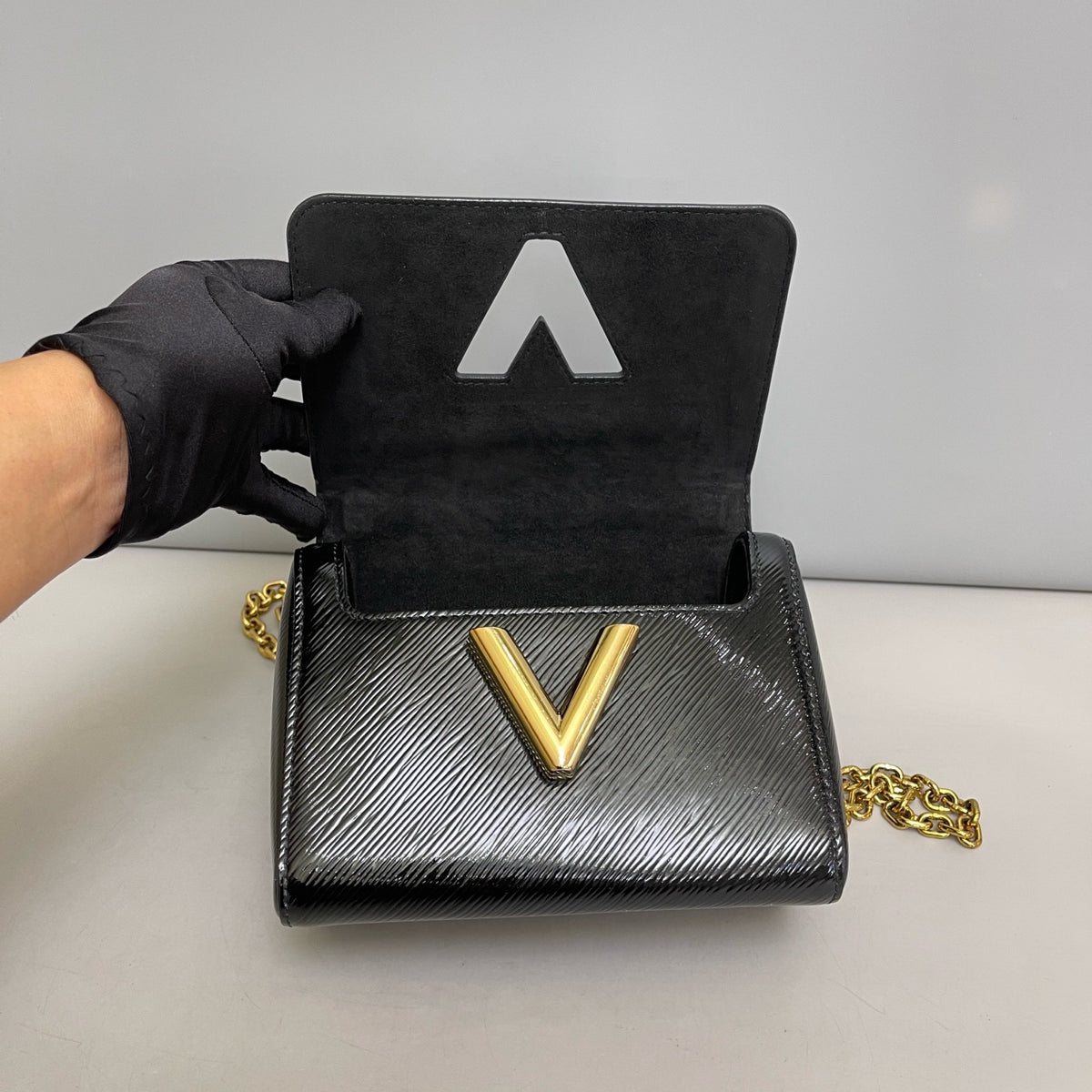 Louis Vuitton - Twist Small - Leather - Black - (small)