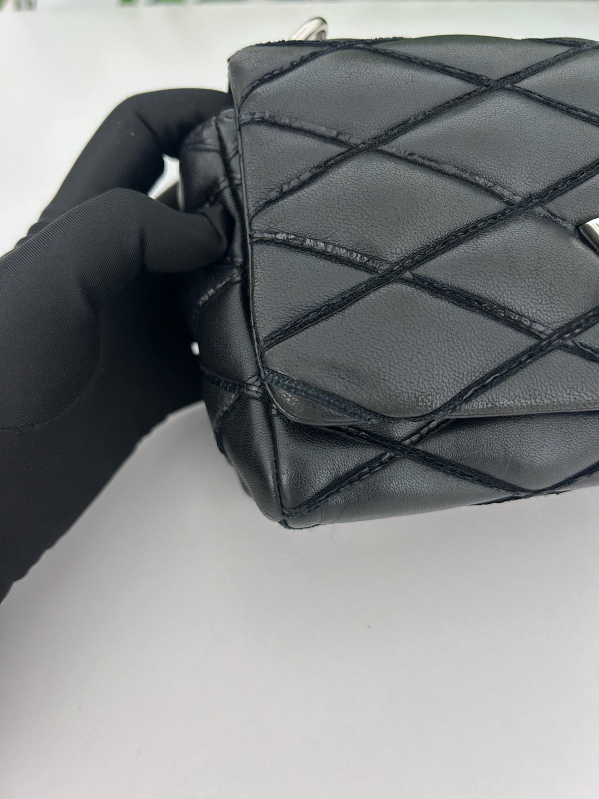 Louis Vuitton - Twist Small - Leather - Black - (small)