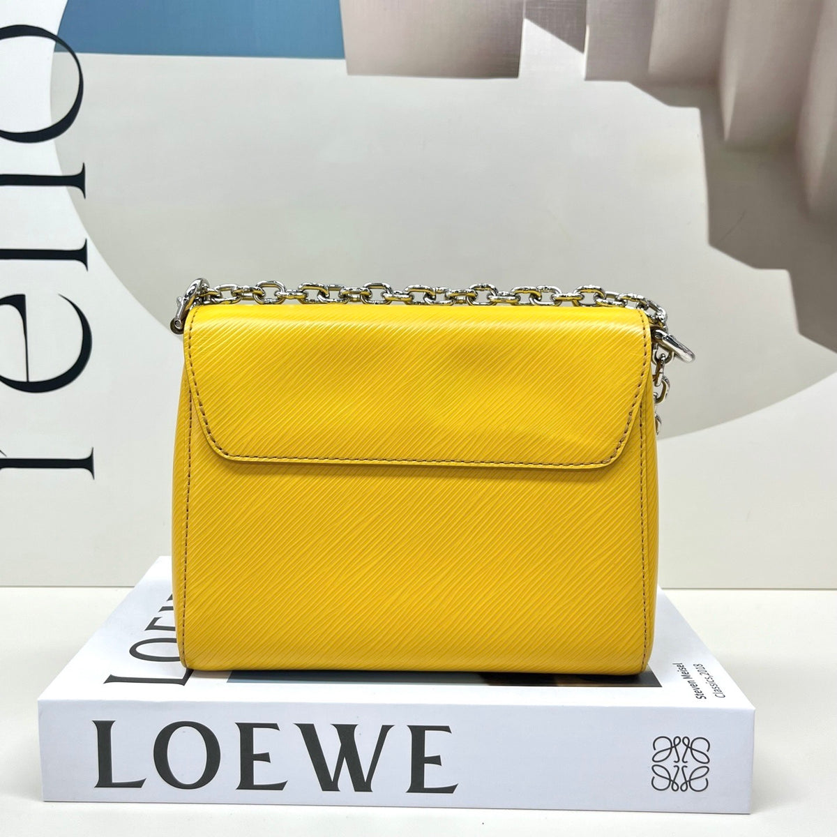 Louis Vuitton - Twist Small - Leather - Yellow - (small)