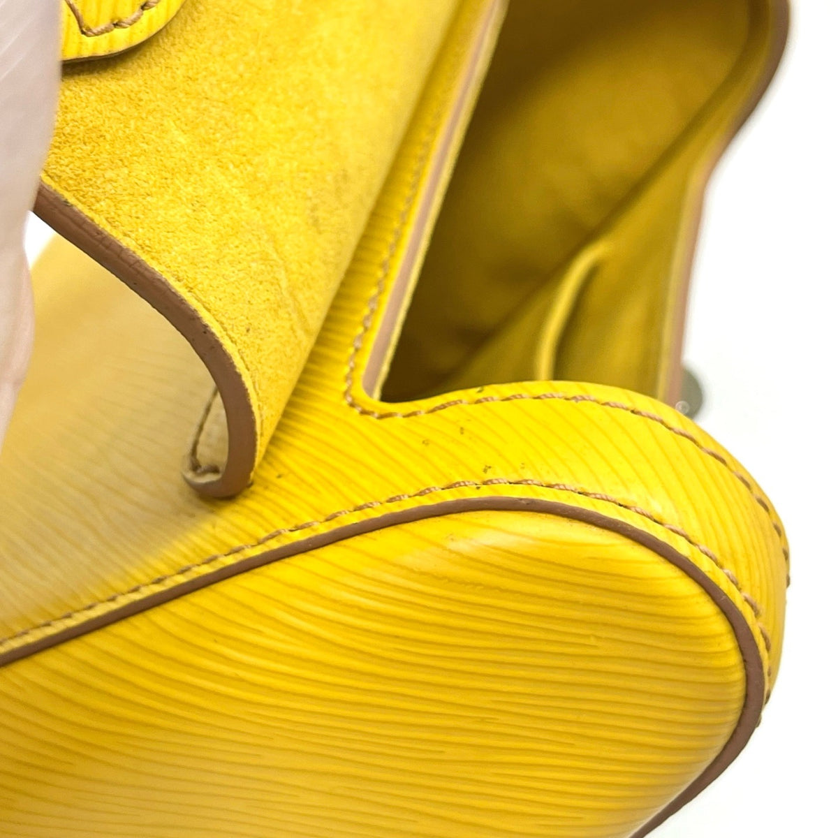 Louis Vuitton - Twist Small - Leather - Yellow - (small)