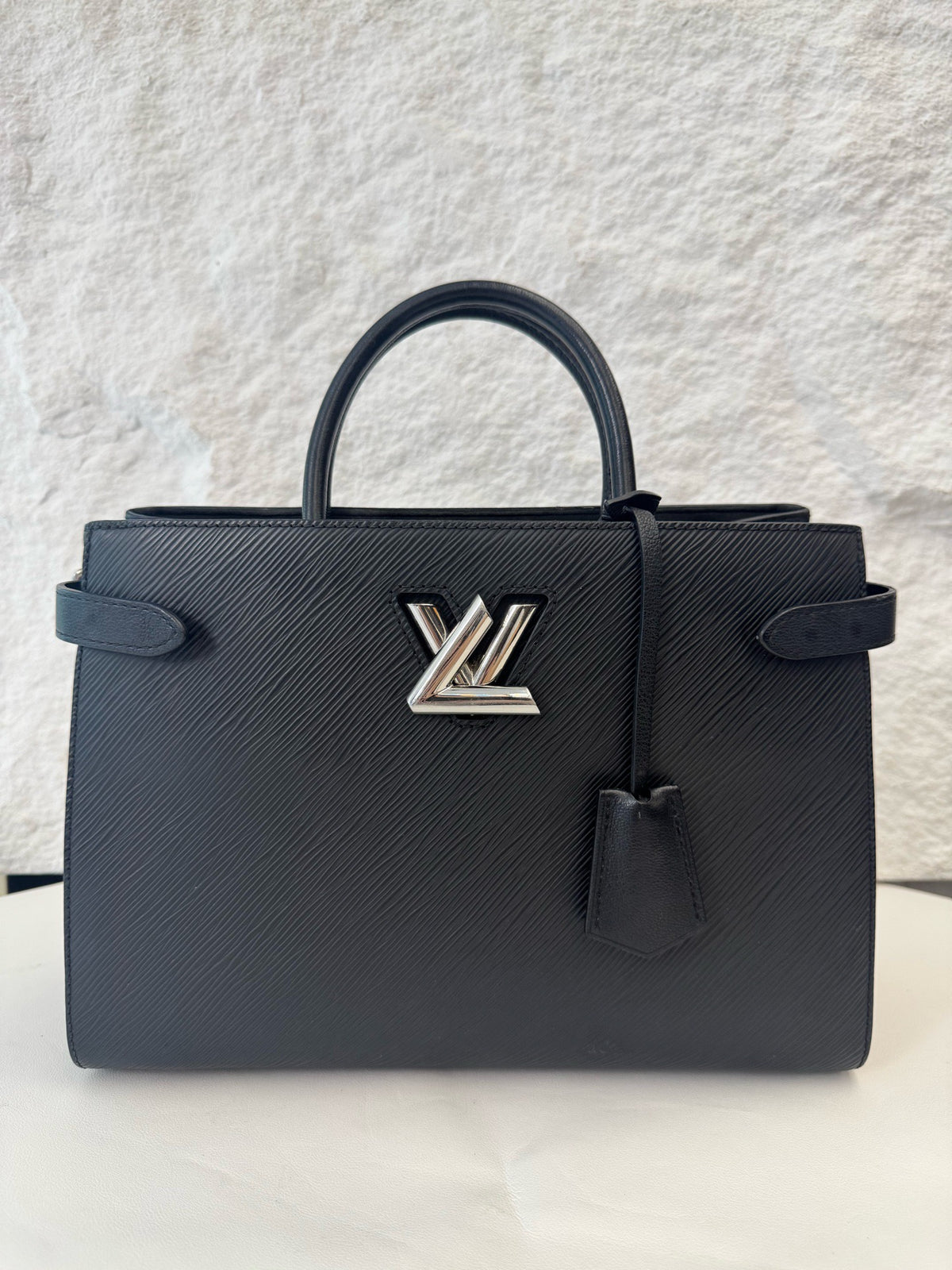 Louis Vuitton - Twist Tote - Leather - Black - (medium)