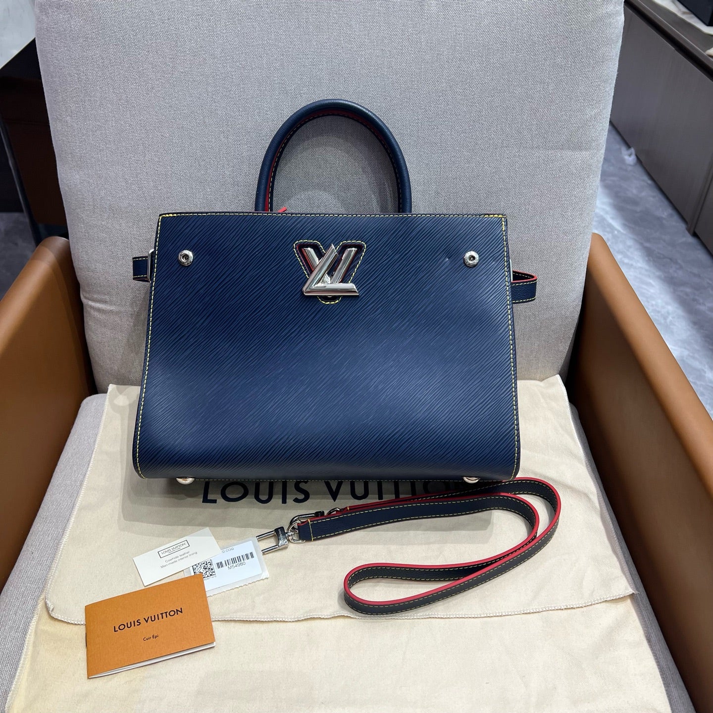 Louis Vuitton - Twist Tote - Leather - Blue - (medium)