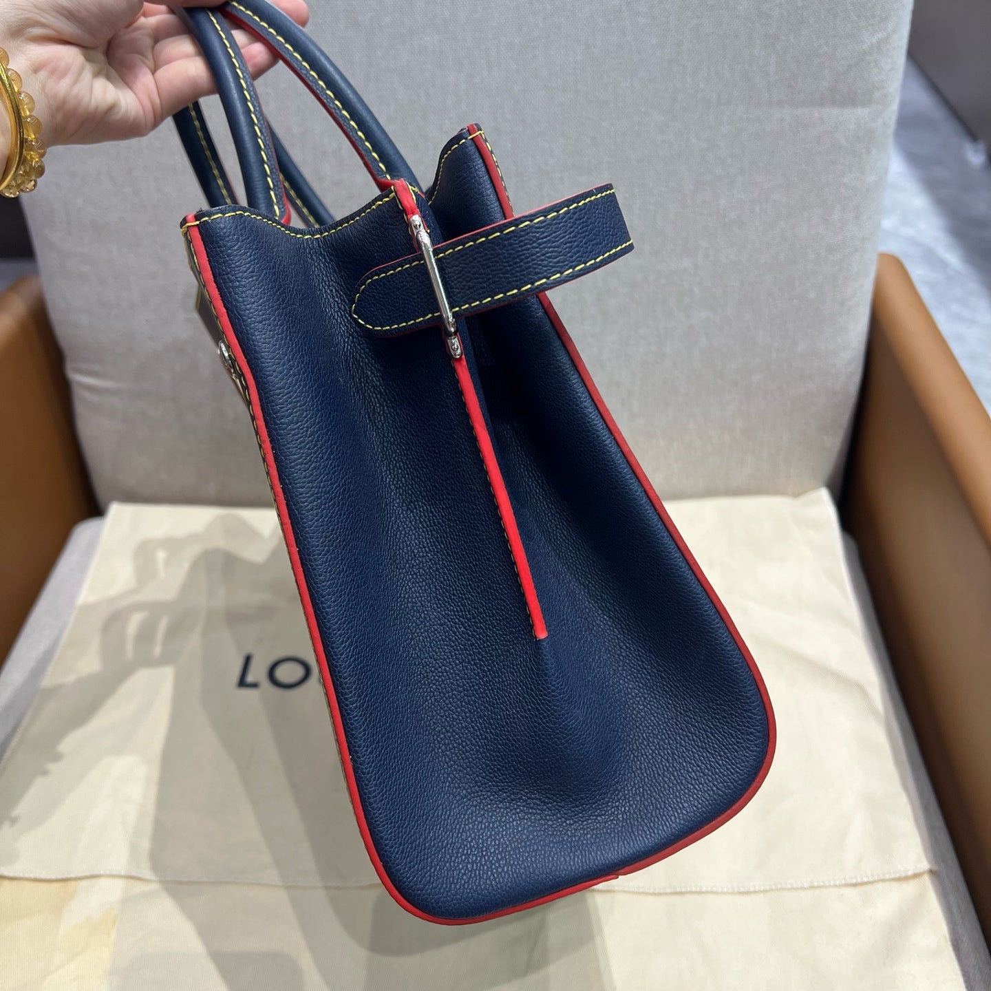 Louis Vuitton - Twist Tote - Leather - Blue - (medium)