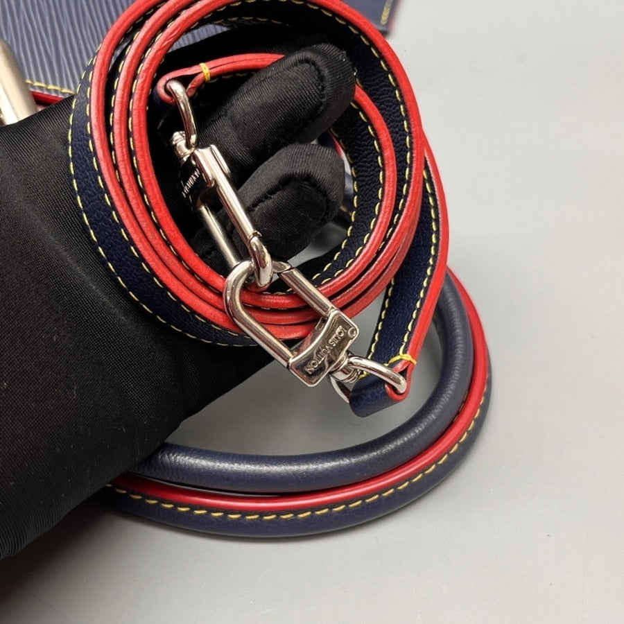 Louis Vuitton - Twist Tote - Leather - Navy - (medium)