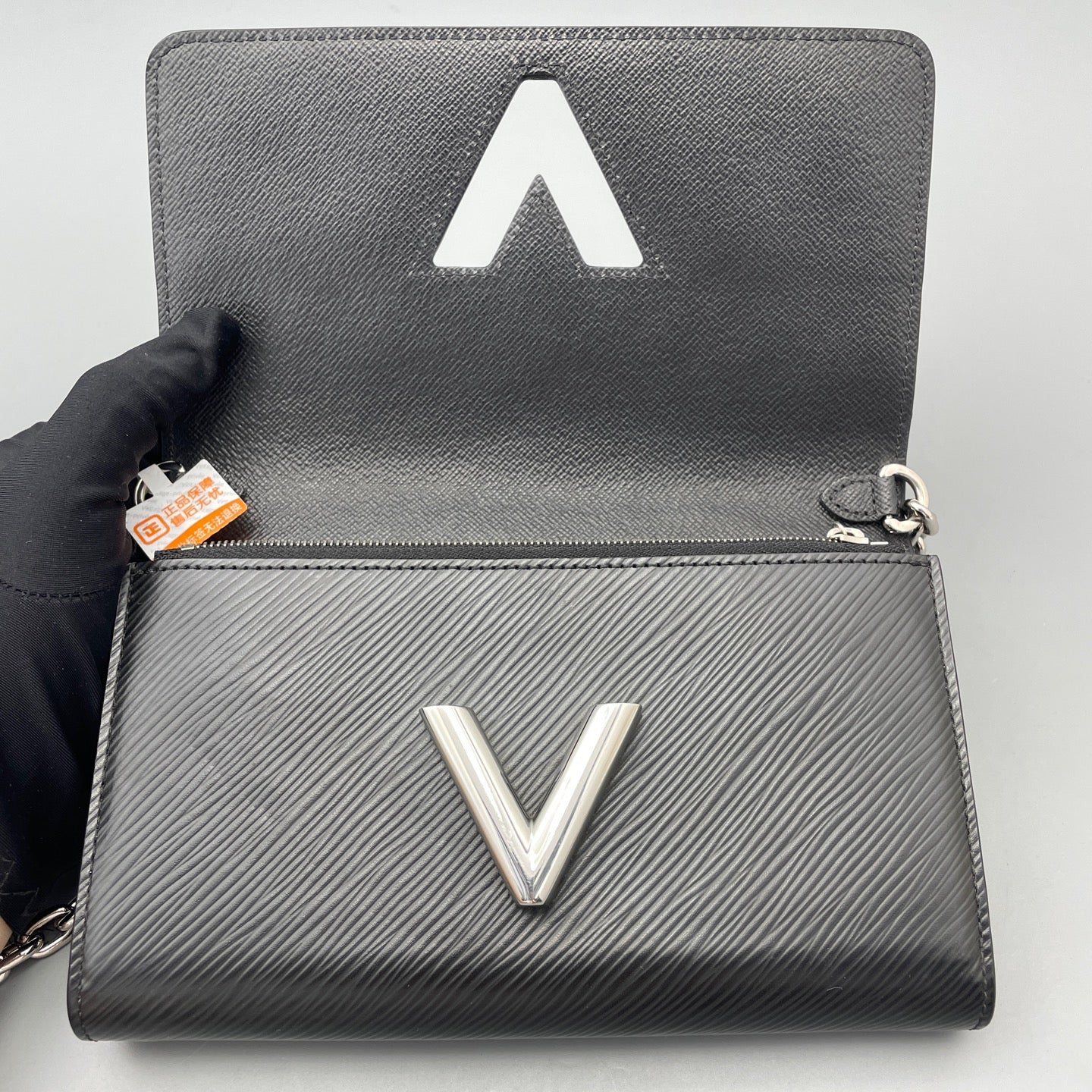 Louis Vuitton - Twist WOC - Leather - Black - (mini)