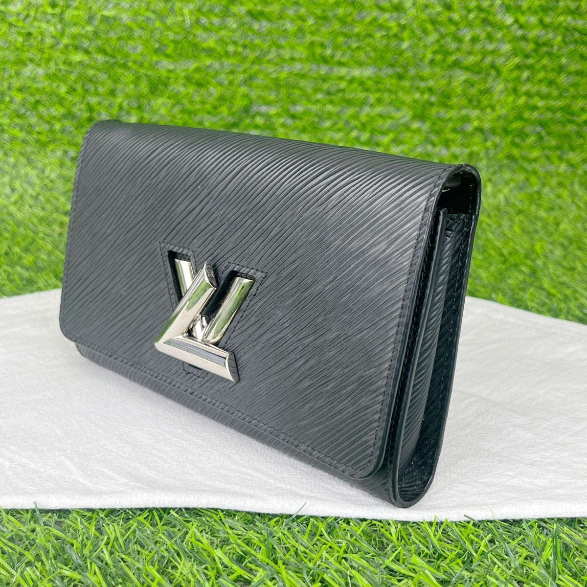 Louis Vuitton - Twist WOC - Leather - Black - (Small)