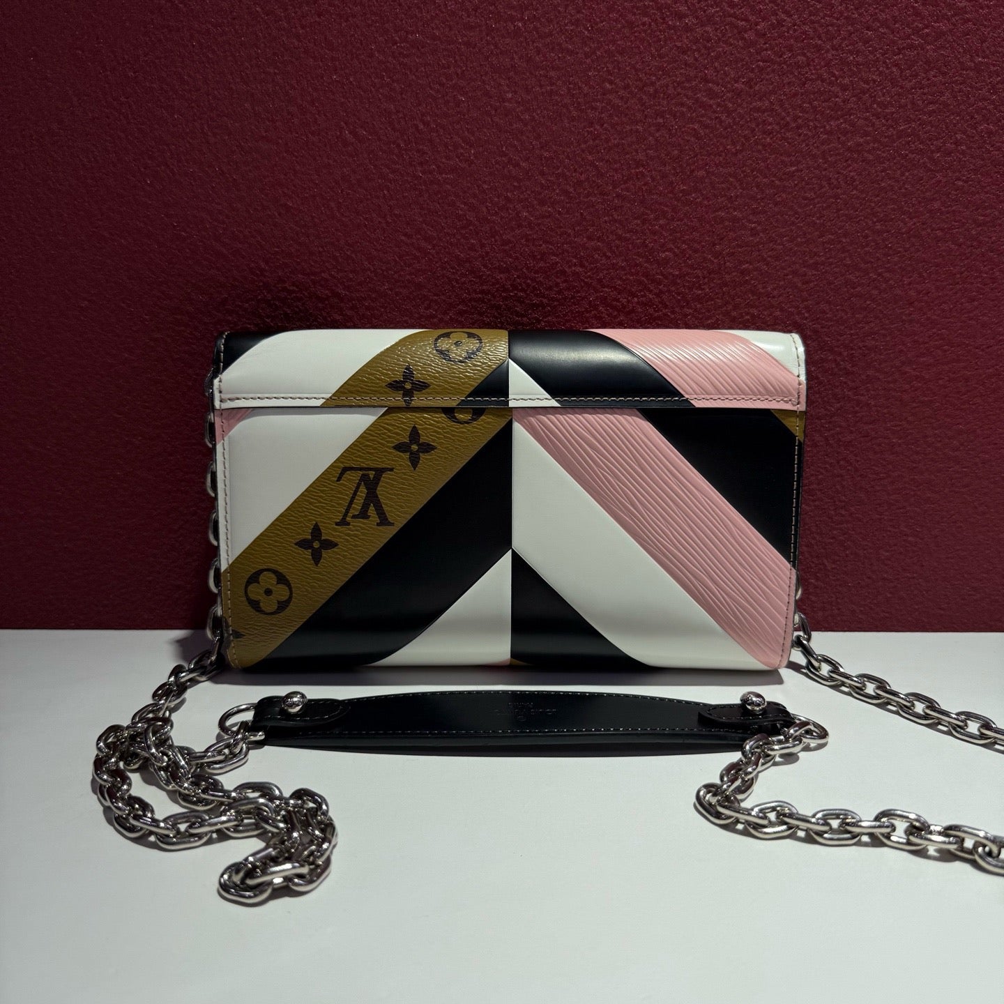 Louis Vuitton - Twist WOC - Leather - Multicolour - (mini)