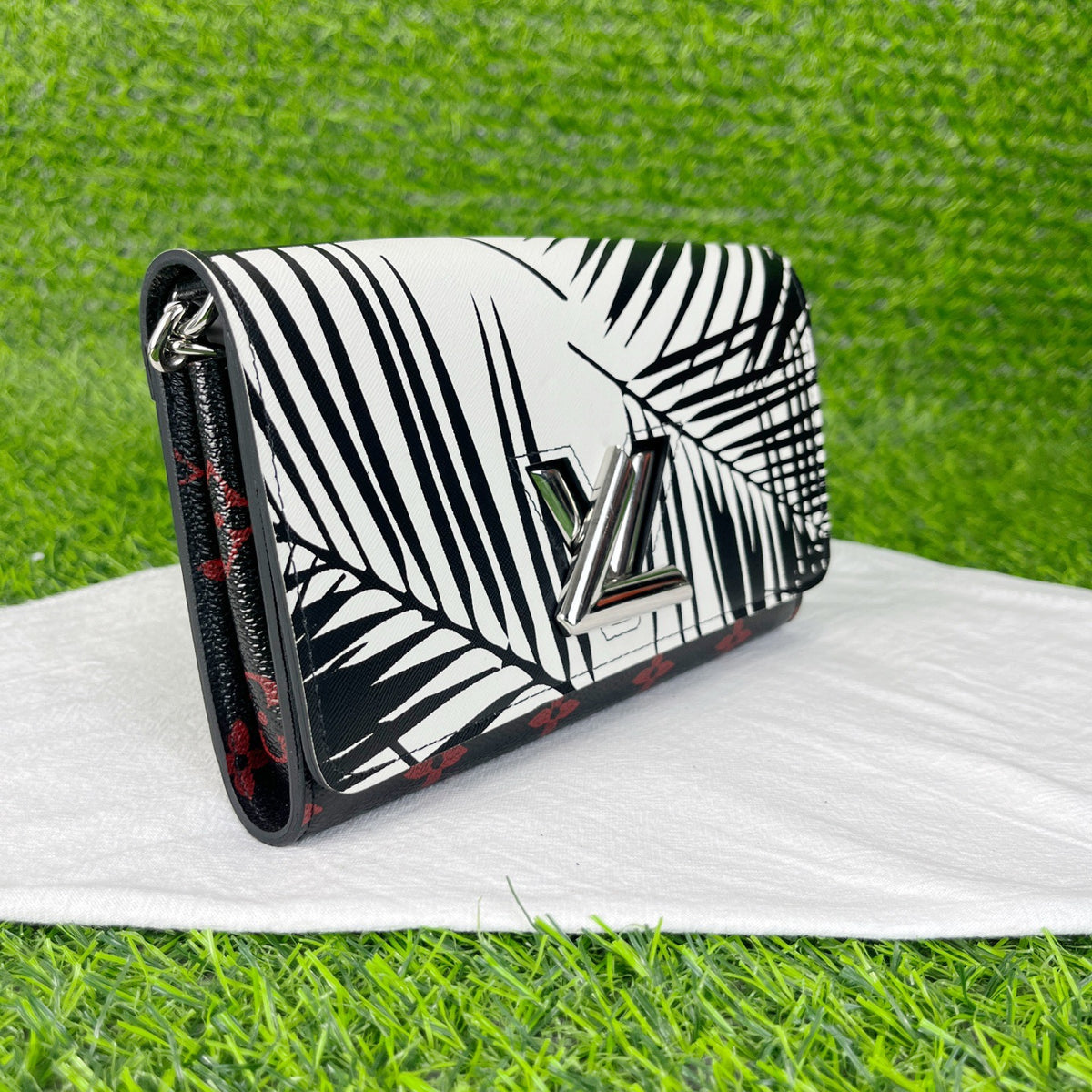 Louis Vuitton - Twist WOC - Leather - Multicolour - (small)