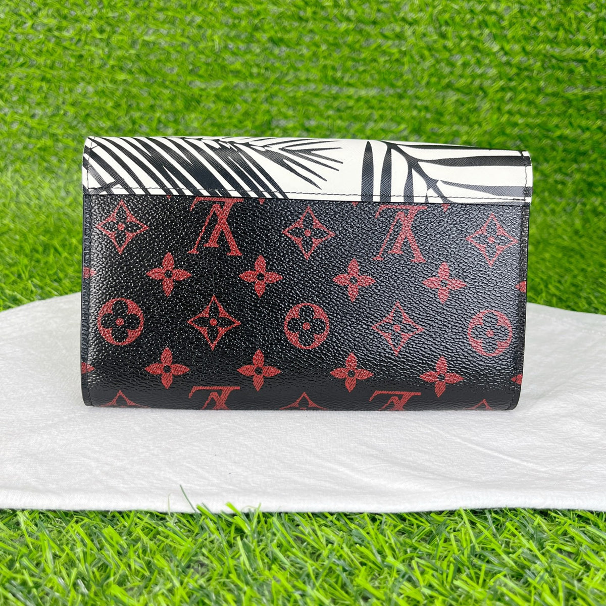 Louis Vuitton - Twist WOC - Leather - Multicolour - (small)