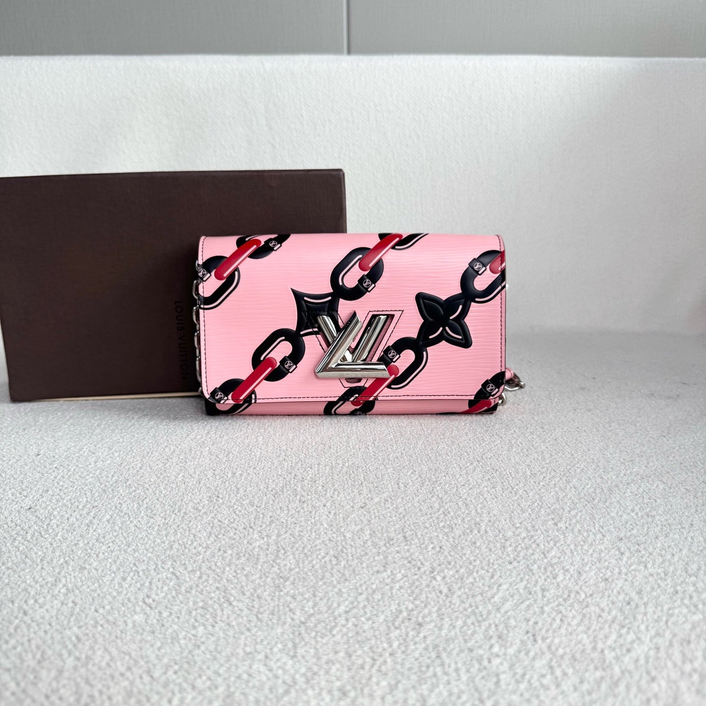 Louis Vuitton - Twist WOC - Leather - Pink - (mini)