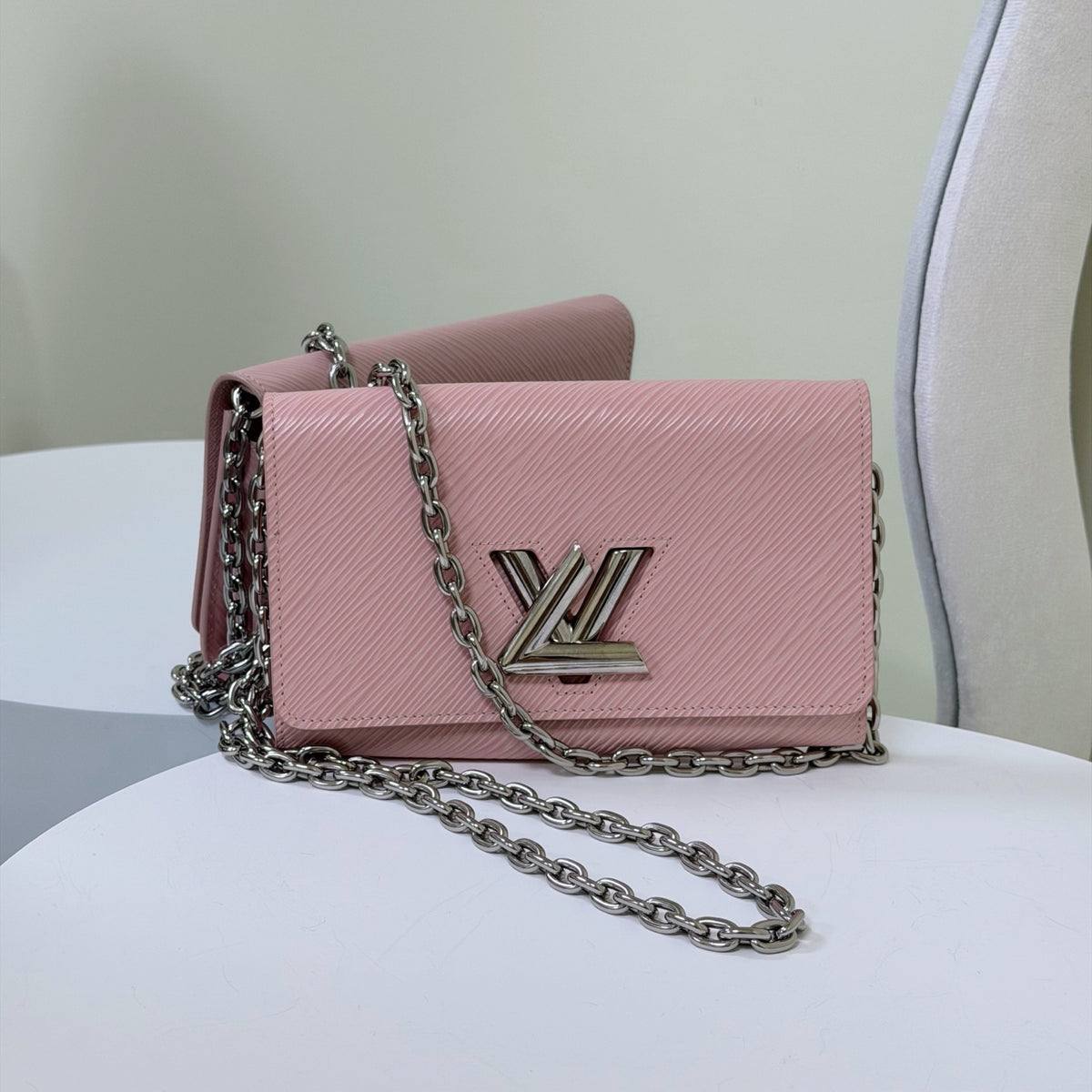 Louis Vuitton - Twist WOC - Leather - Pink - (small)