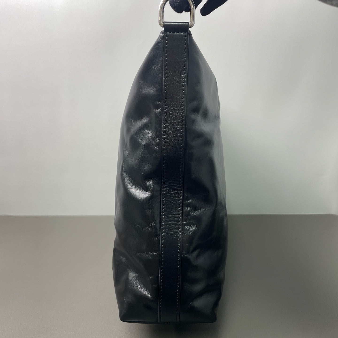Louis Vuitton - Vagabond Hobo - Patent leather - Black - (Large)