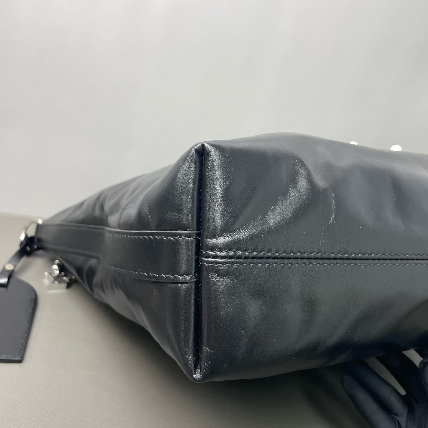 Louis Vuitton - Vagabond Hobo - Patent leather - Black - (Large)