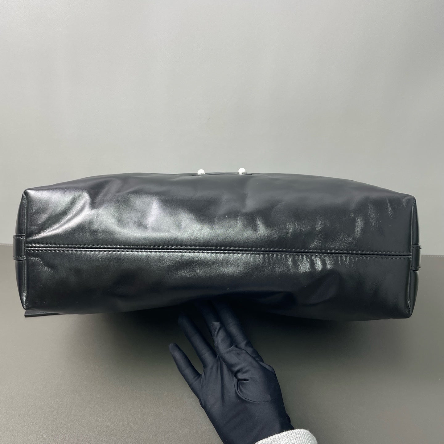 Louis Vuitton - Vagabond Hobo - Patent leather - Black - (Large)