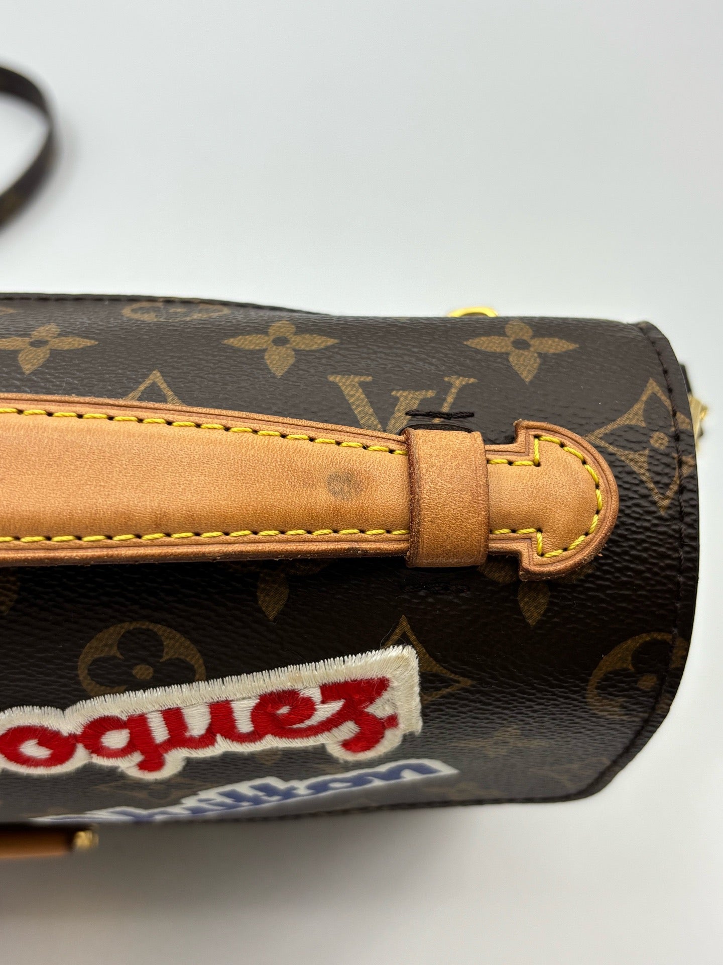 Louis Vuitton - Valentine's Day Limited Edition Messenger Bag - Cloth - Brown - (medium)