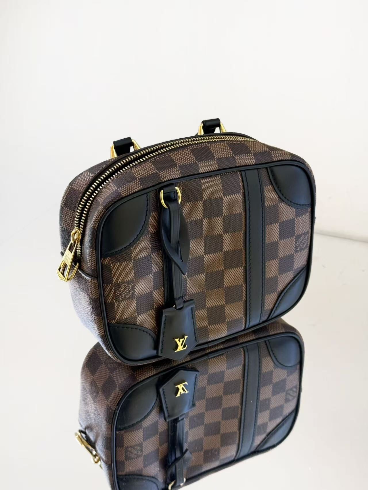 Louis Vuitton - Valisette Souple BB - Damier Ebene coated canvas with black leather trim - Brown - (mini)