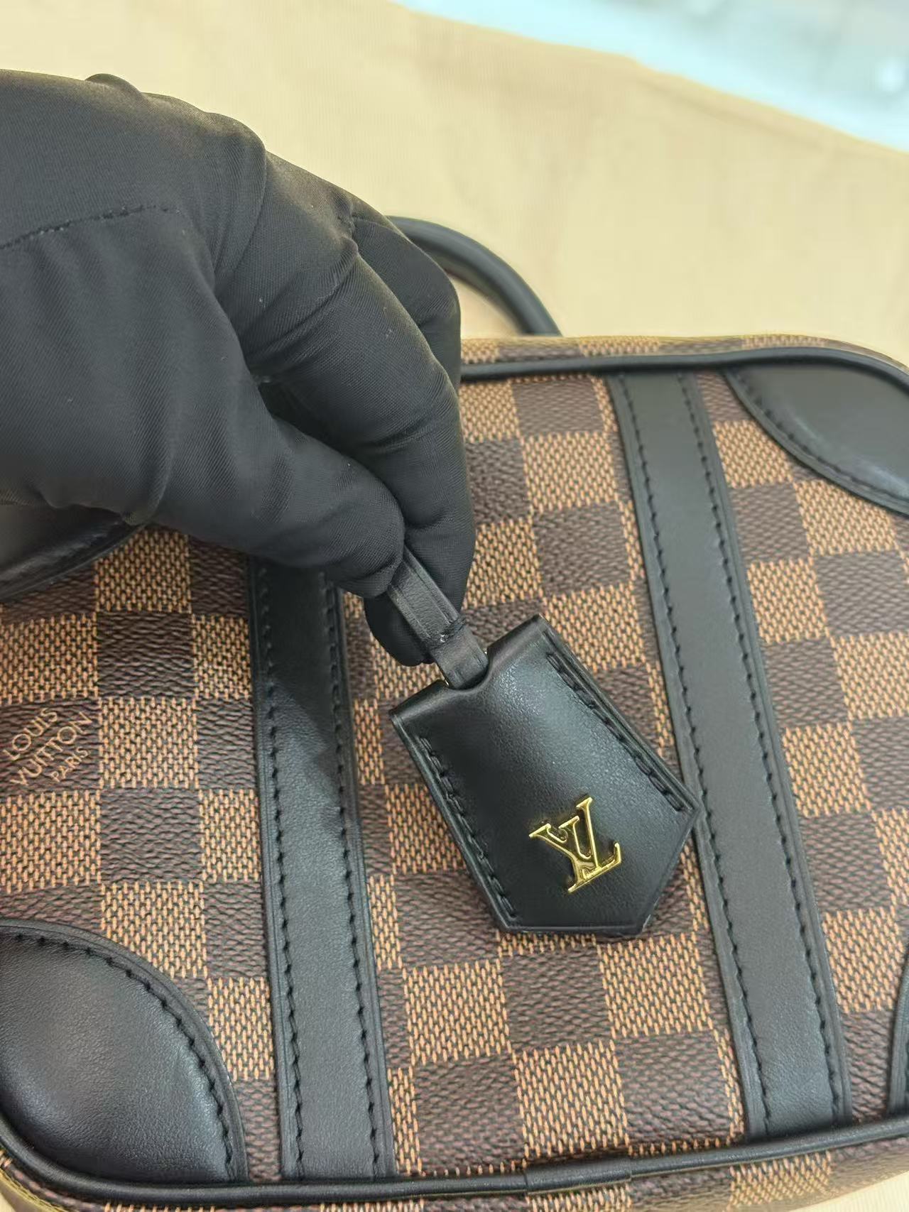 Louis Vuitton - Valisette Souple BB - Damier Ebene coated canvas with black leather trim - Brown - (mini)